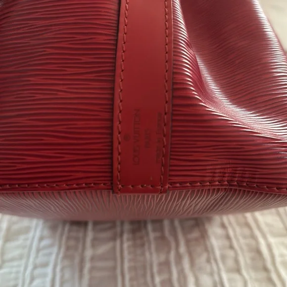 Louis Vuitton Epi Noe - Picture 7 of 16